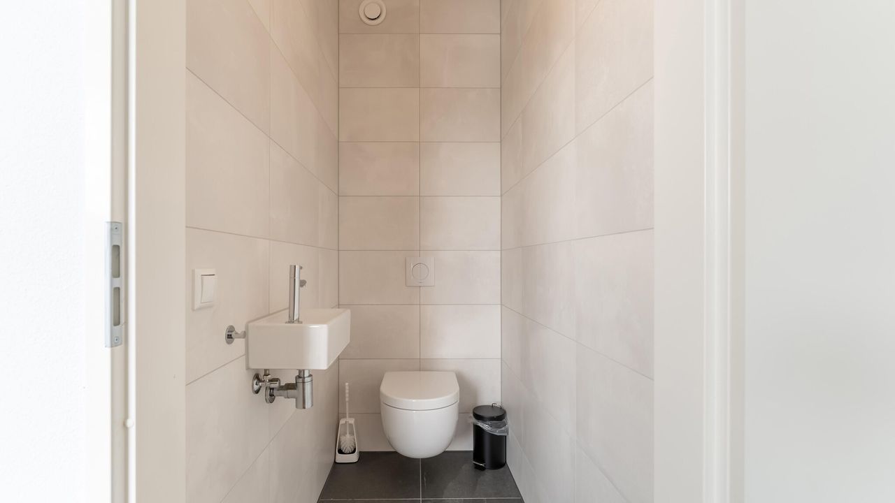 BathRoom BathRoom